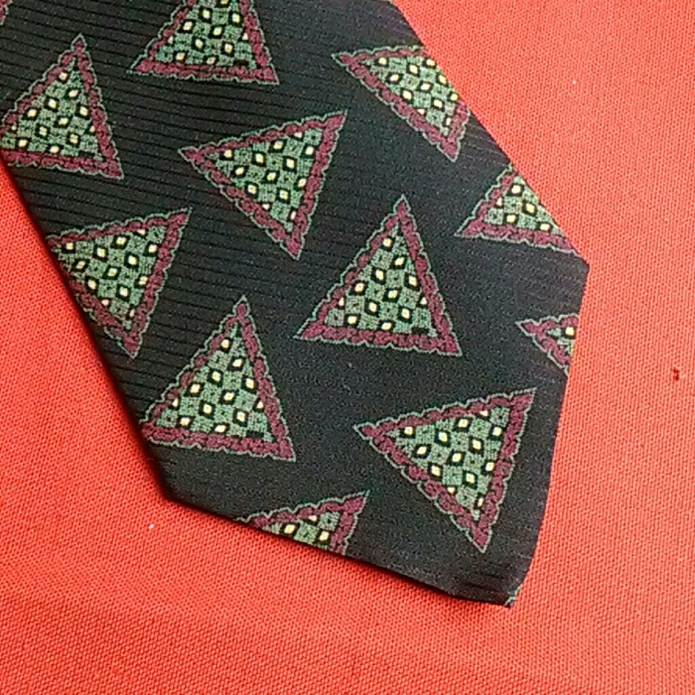 Giorgio Armani Cravatte Silk Tie EUC